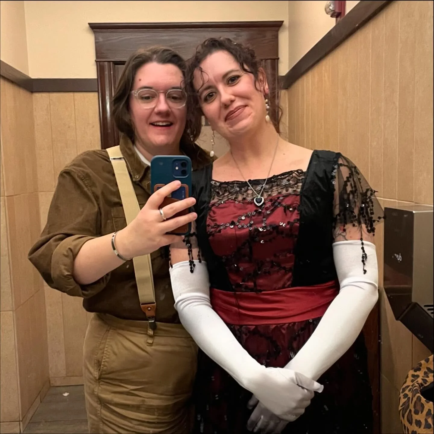 Every night in my dreams
I see you, I feel you
That is how I know you go on

Near, far, wherever you are
I&rsquo;m blue
Da ba dee da ba di
Da ba dee da ba di
Da ba dee da ba di

🚢💙🥁