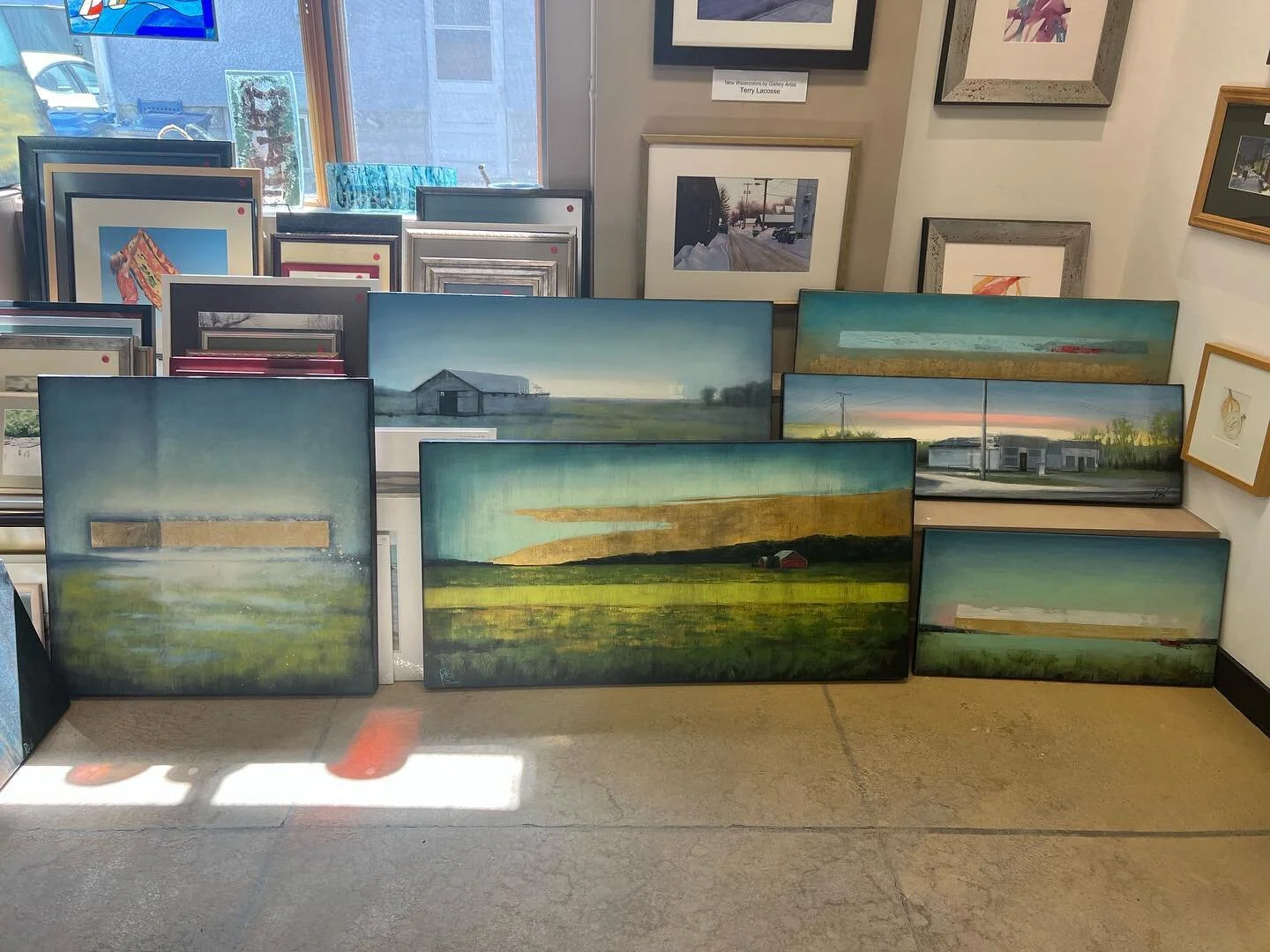 A nice line up of horizontals at the ART SALE  today , tomorrow and maybe a few extra days after we&rsquo;ll see how it goes. 
Lots of other stock as well ! 
@gallerylacosse 169 lilac 10-5. 
#artsale #studiosale #gallerysale #artoncanvas #contemporar