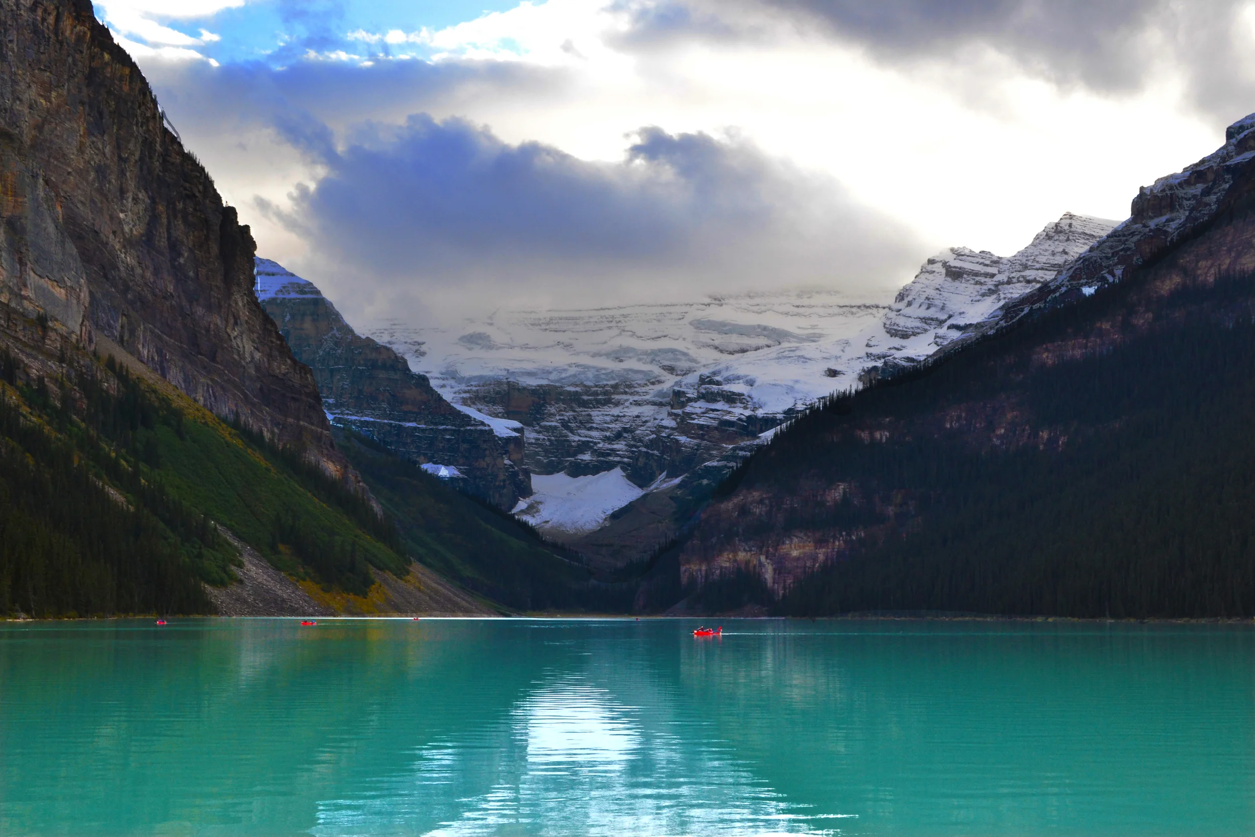 Lake Louise Canoe.jpg
