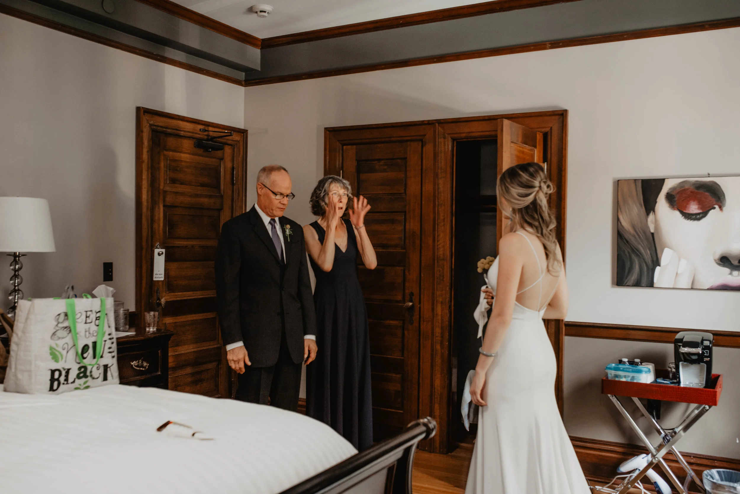 CK Wed_getting ready-67.jpg