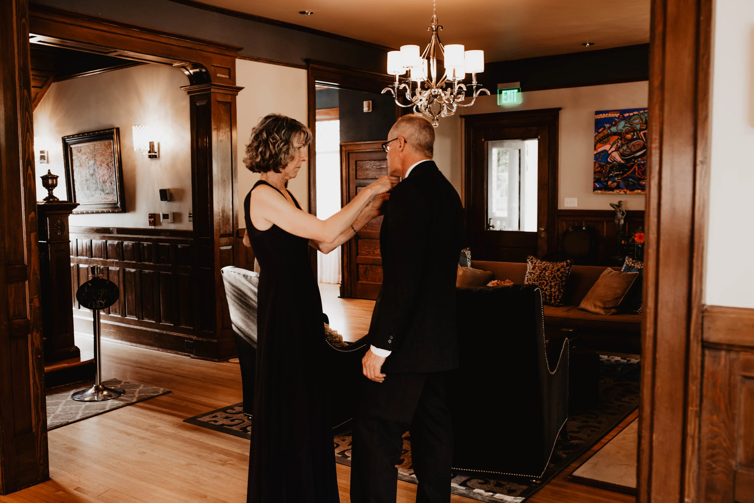 CK Wed_getting ready-84.jpg