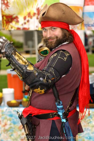 2017-05-13_XO1A0442_400x600.jpg