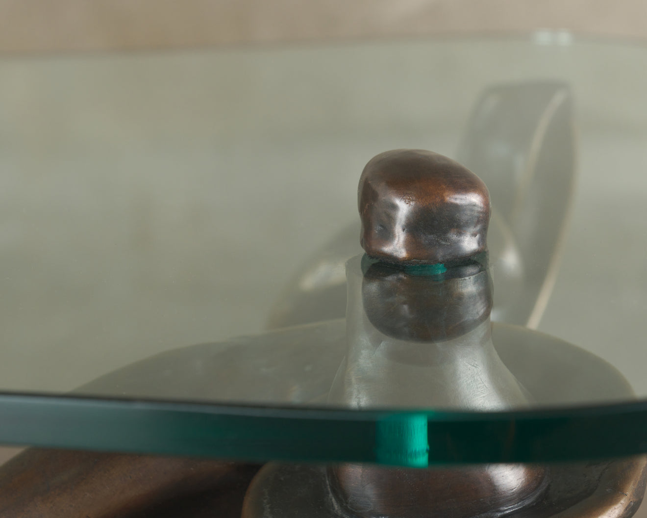 DeliquescentSideTabledetail_1320.png