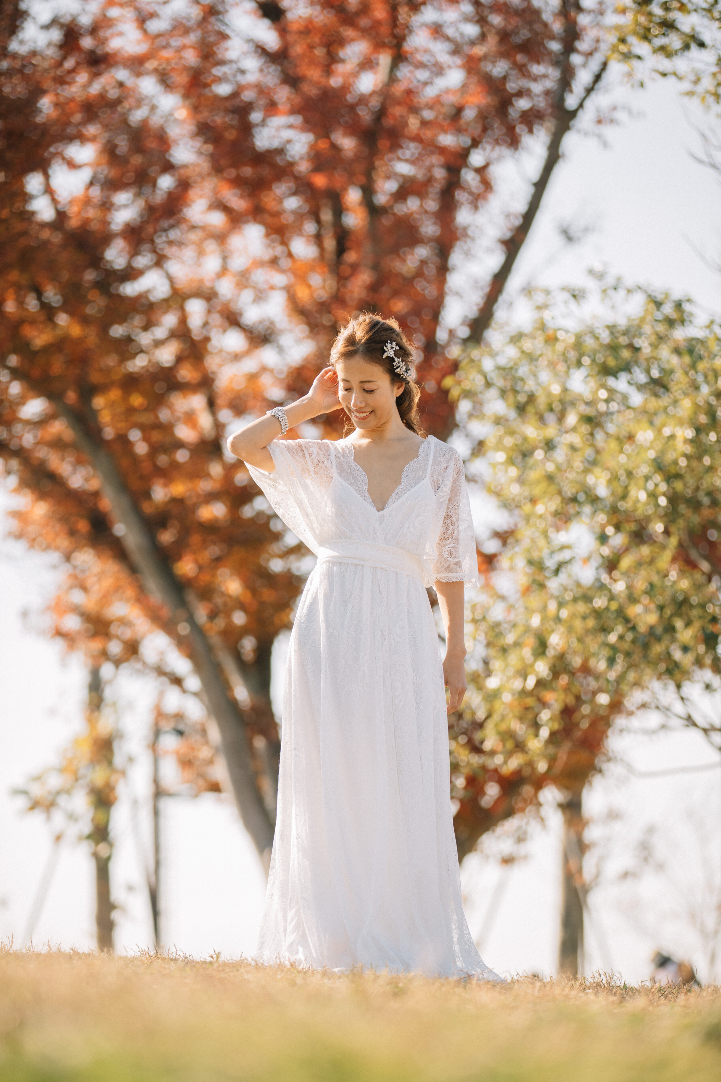 Blush loose sleeve wedding dress