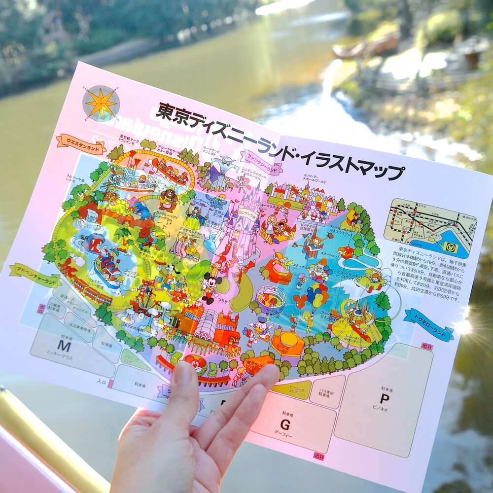 Natalie_Ex_Japanese_Design_Inspiration_Tokyo_disneyland_Illustrated_Map_Vector.jpg