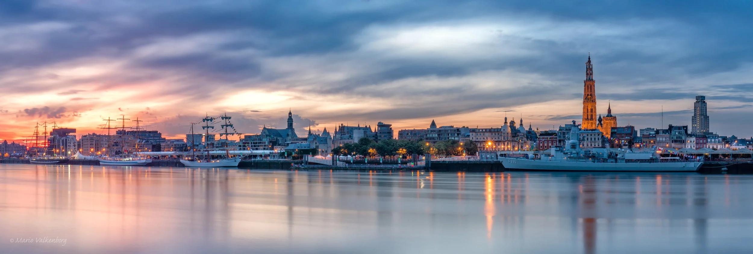 SKYLINE ANTWERP - BELGIUM.jpg