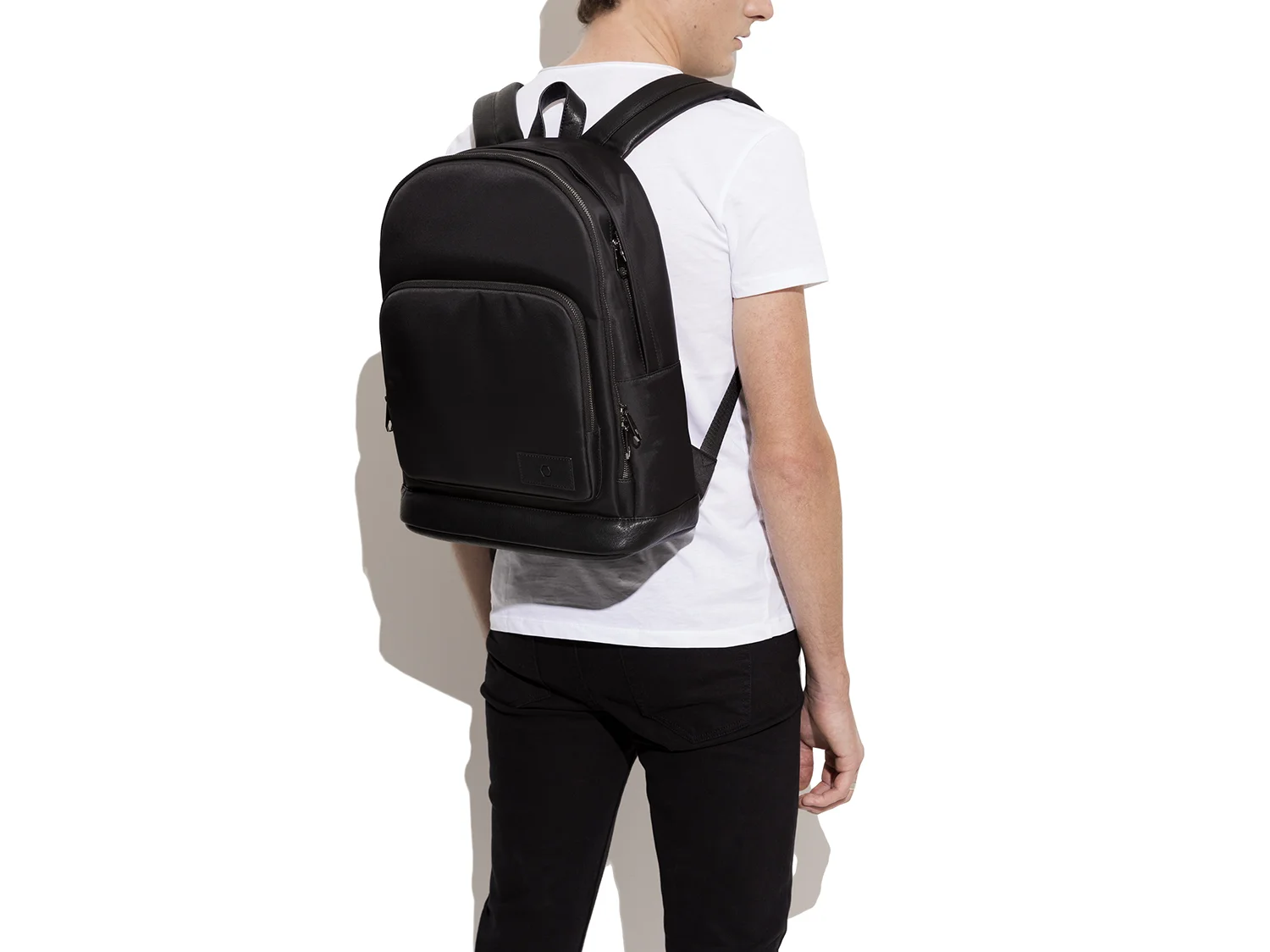 MR_BACKPACK_BLACK.jpg