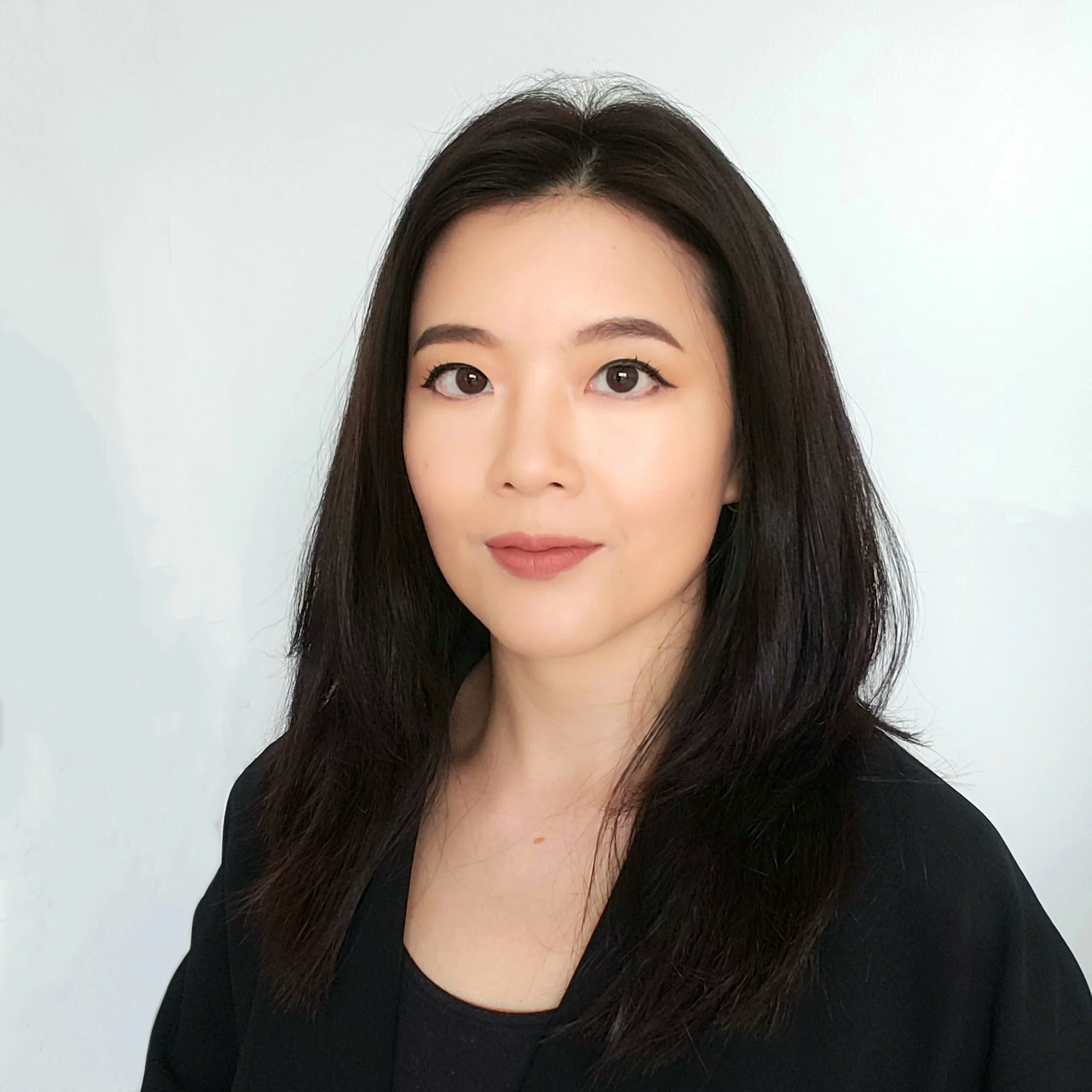 Emma Lau LinkedIn.jpg