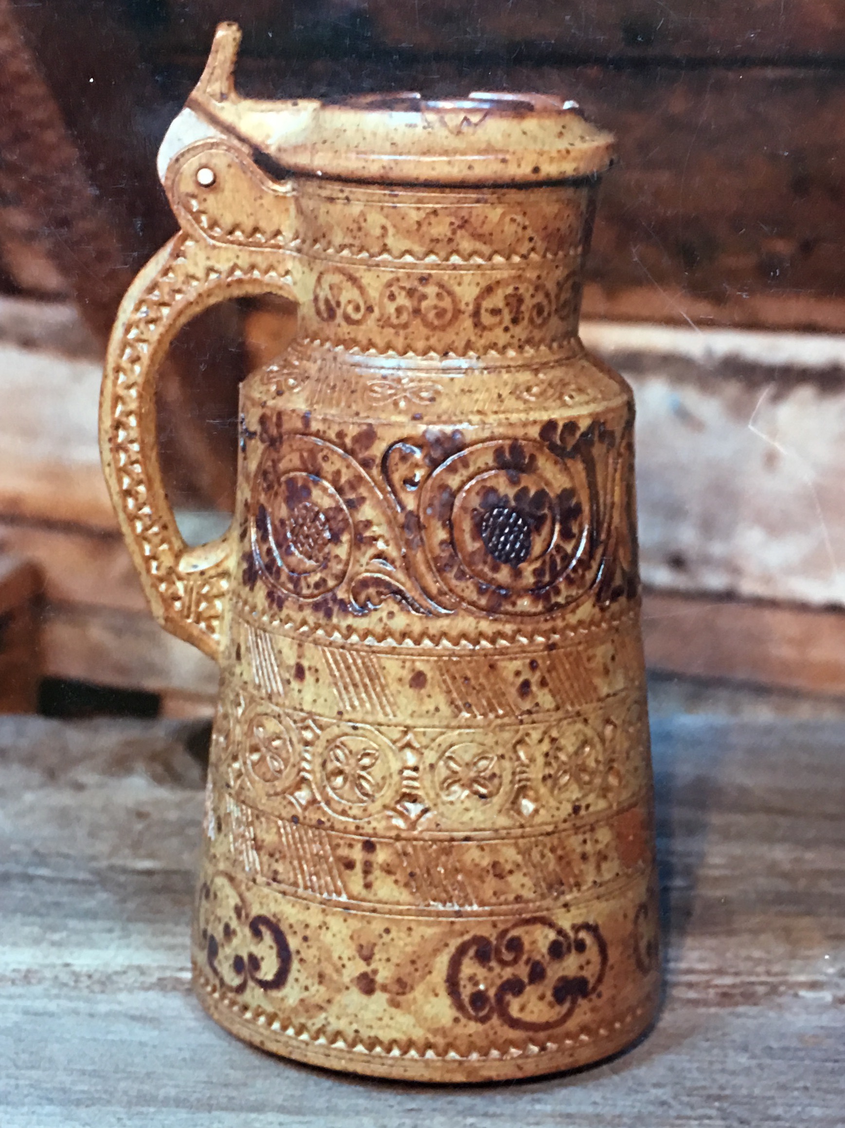 Lidded Tankard with incised design, 1985