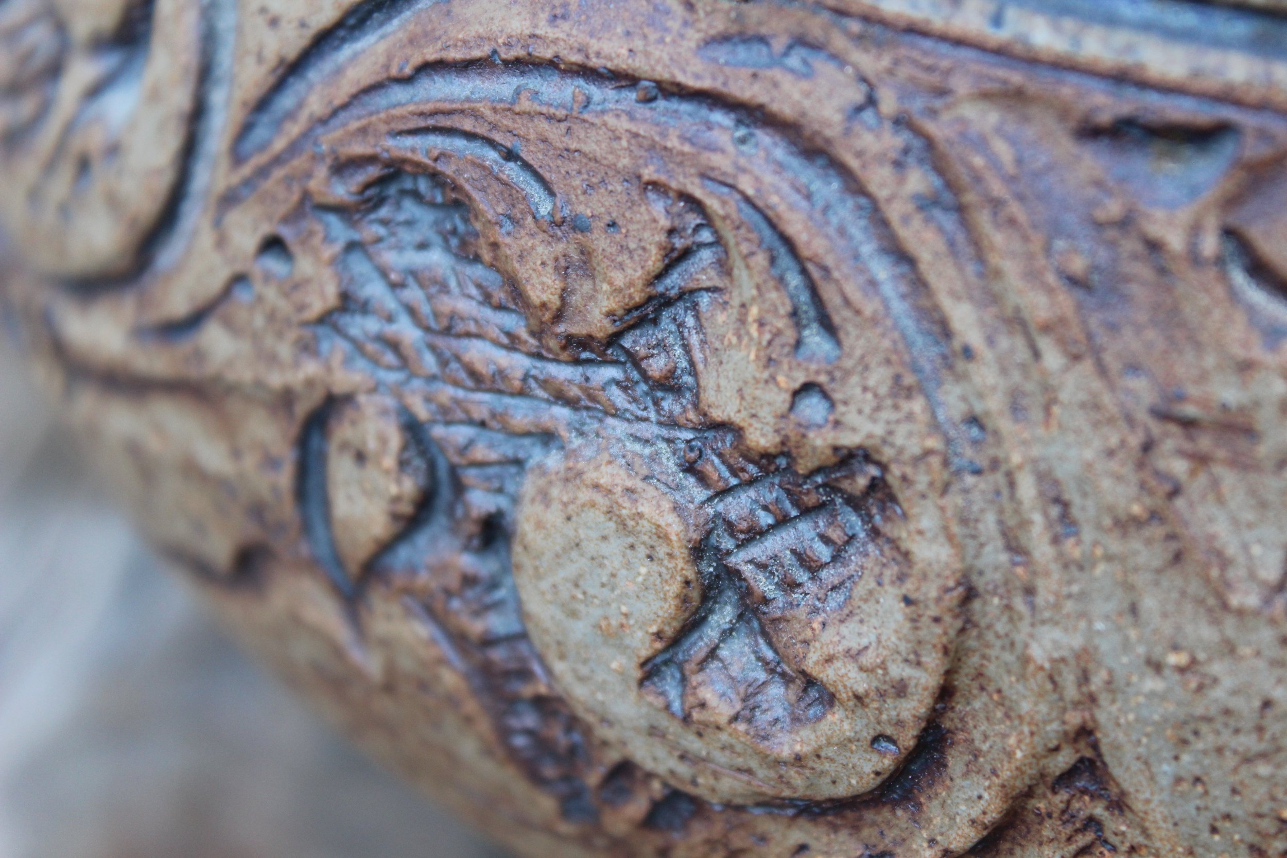 Casserole acanthus detail johnson.jpg
