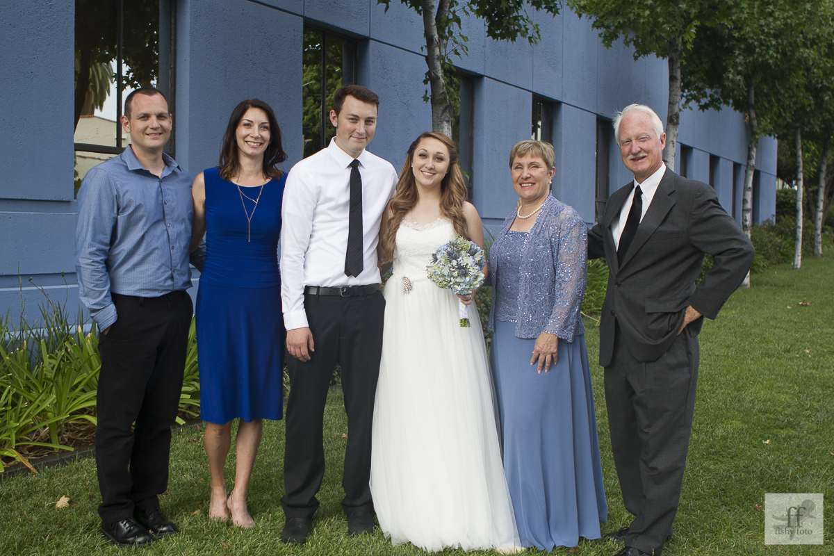 Shannon & Devin with their parents. #FishyFoto