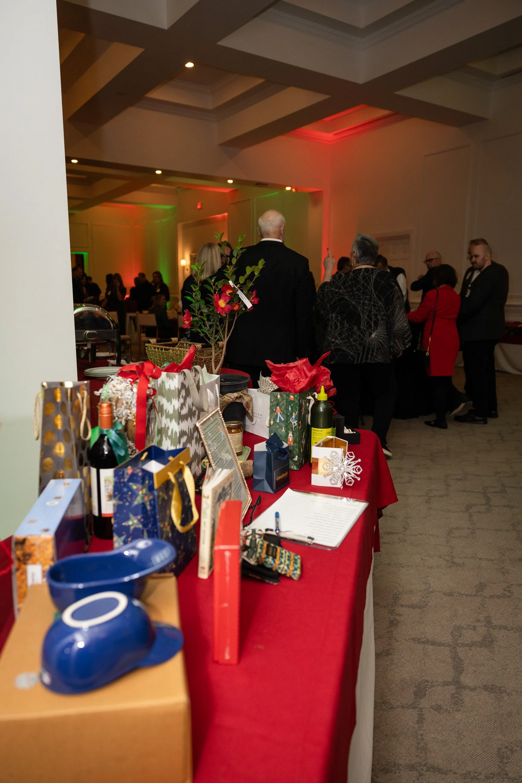 FishyFoto-SageView Holiday Party 2024-1983.jpg