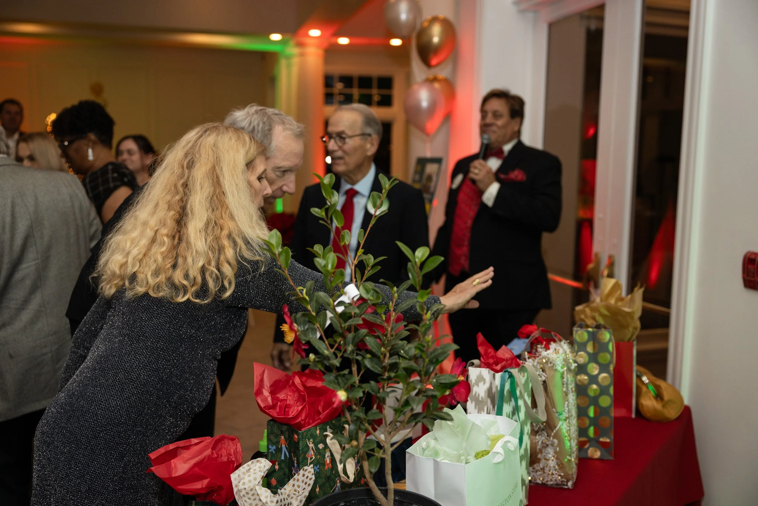 FishyFoto-SageView Holiday Party 2024-2086.jpg