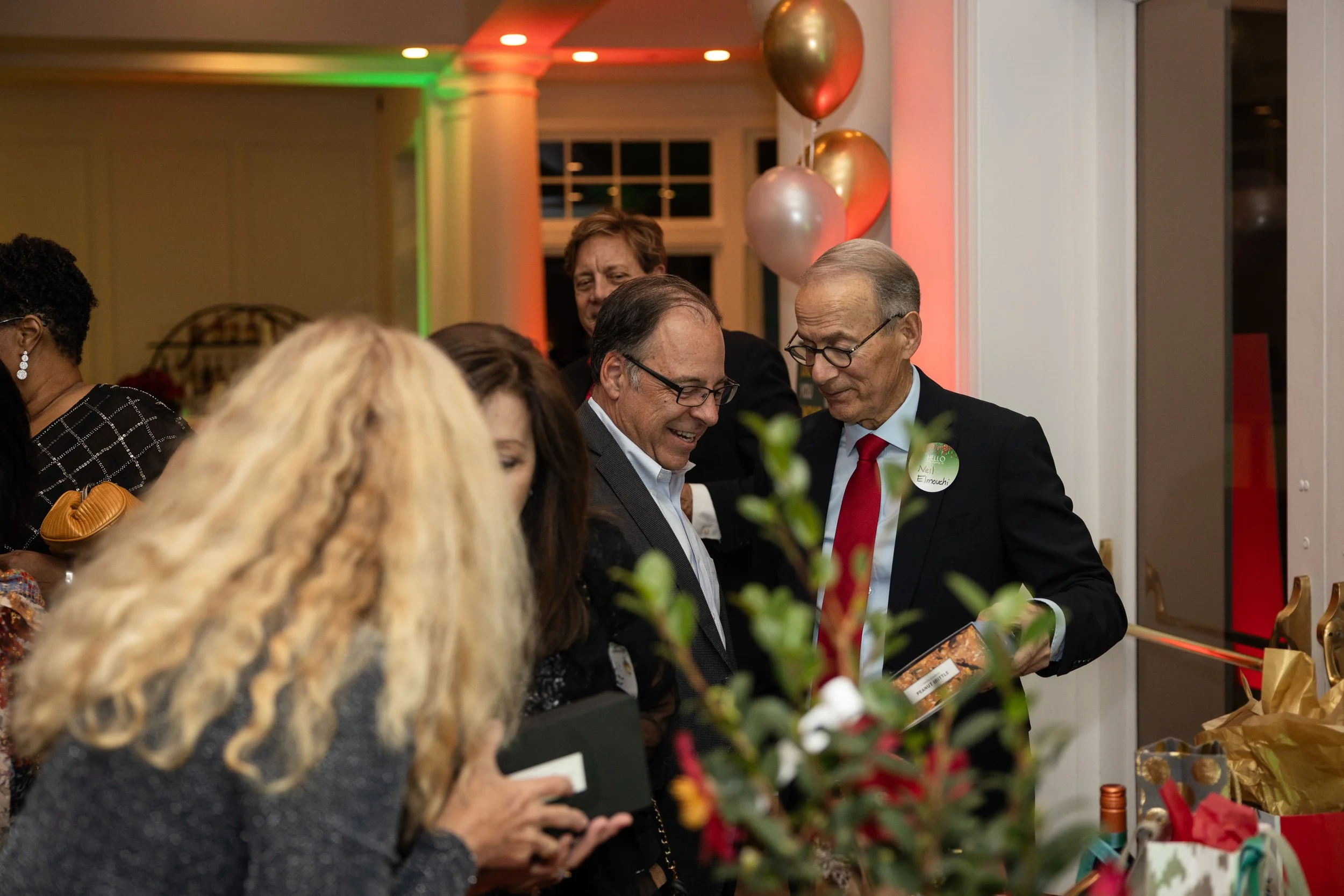 FishyFoto-SageView Holiday Party 2024-2108.jpg