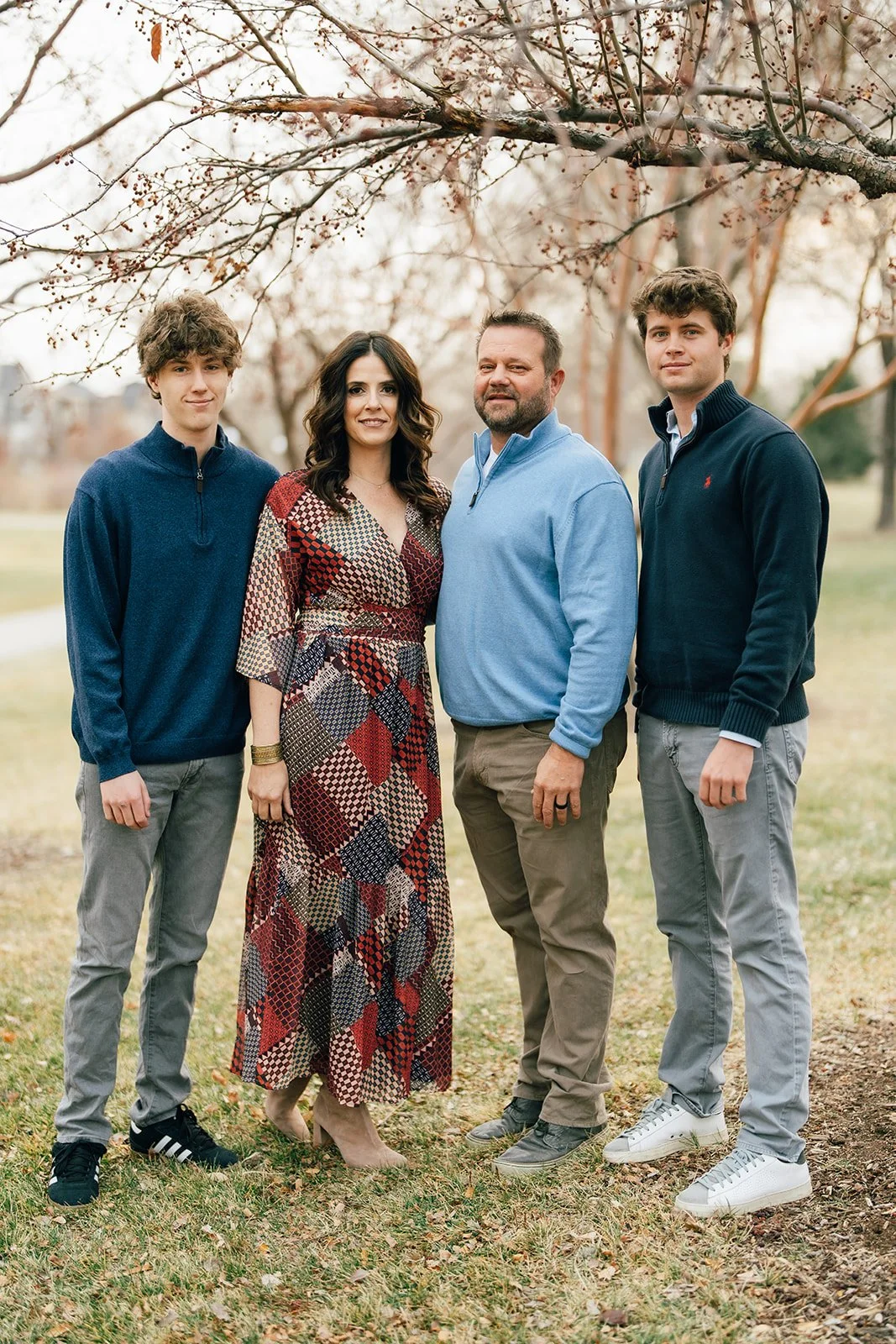 12.13.2023 _ Thompsen Family _ Walnut Street Photography _ 002.jpg