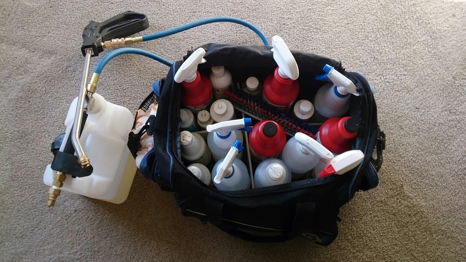 Spotting kit for carpet cleaning