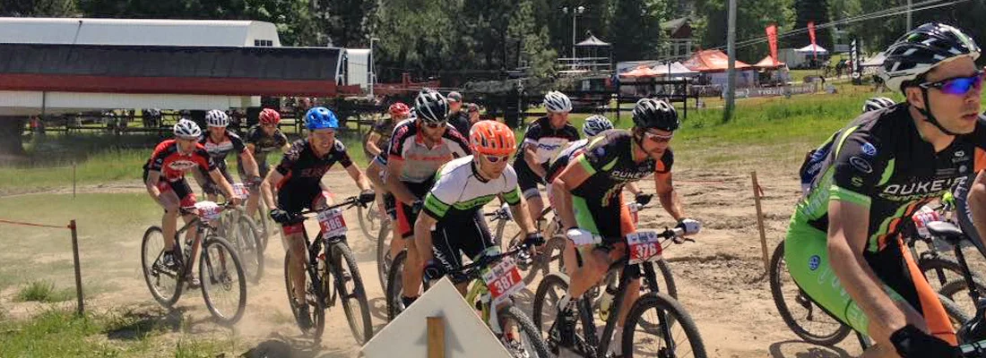 Dan Bandurka leads out Mark Brusso at the start of the Master Expert Race at Horseshoe.