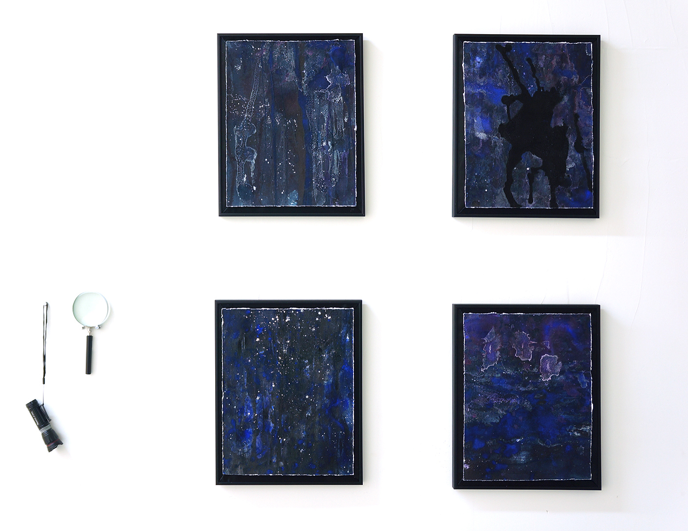 Use the magnifier to see more detailed crystalline minerals, formed on the painting.