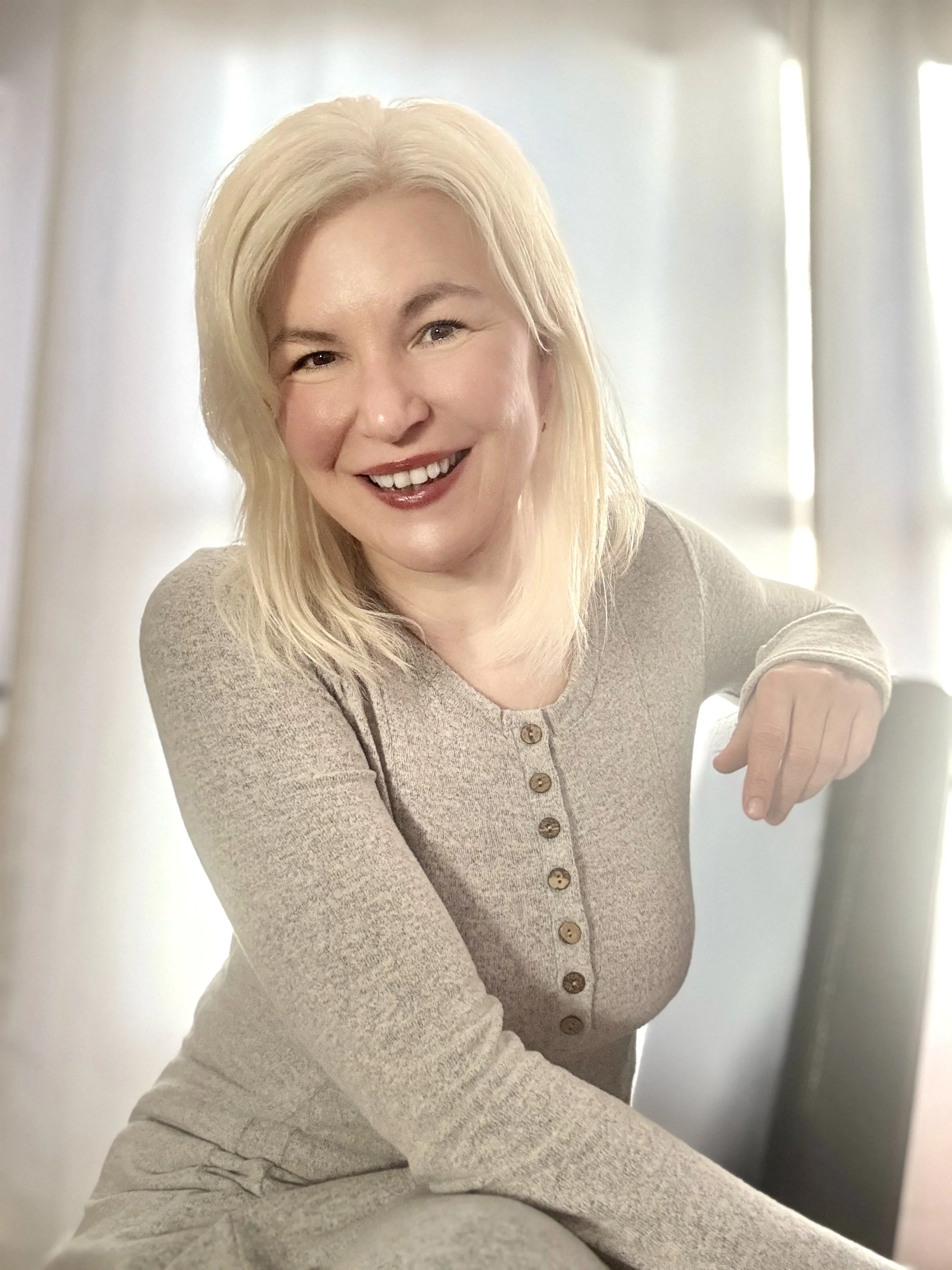 Liza Lentini Headshot3 2025.jpeg