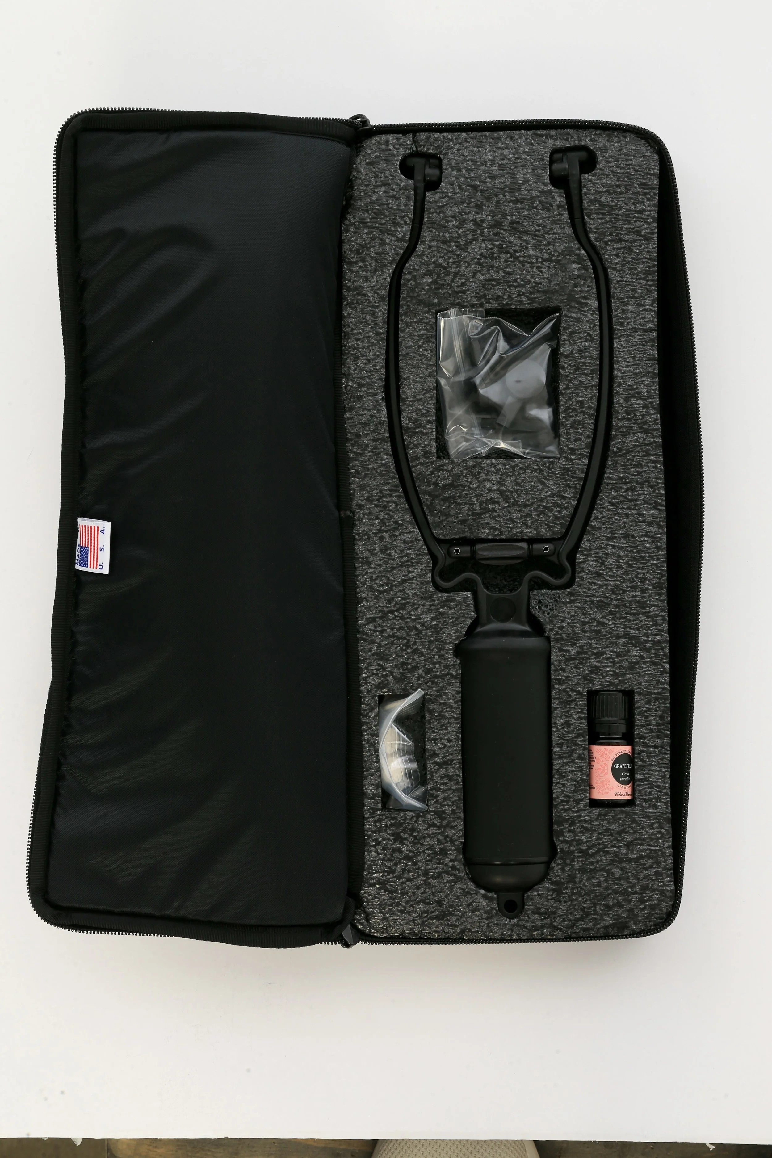 blkcase1.jpg