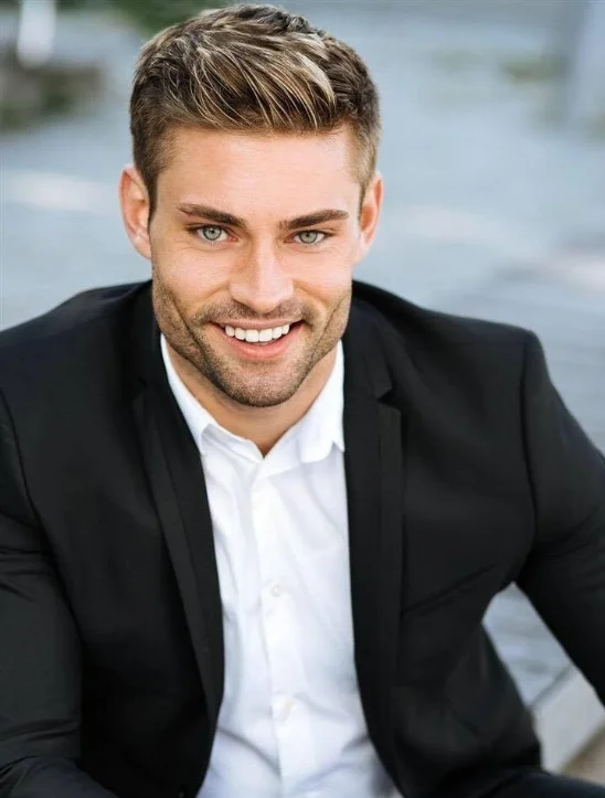 Ryan headshot colour.jpg