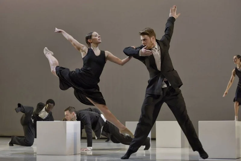 Emily Chessa and Justin Rapaport in Petite Cérémonie. Photo credit: Michael Slobodian