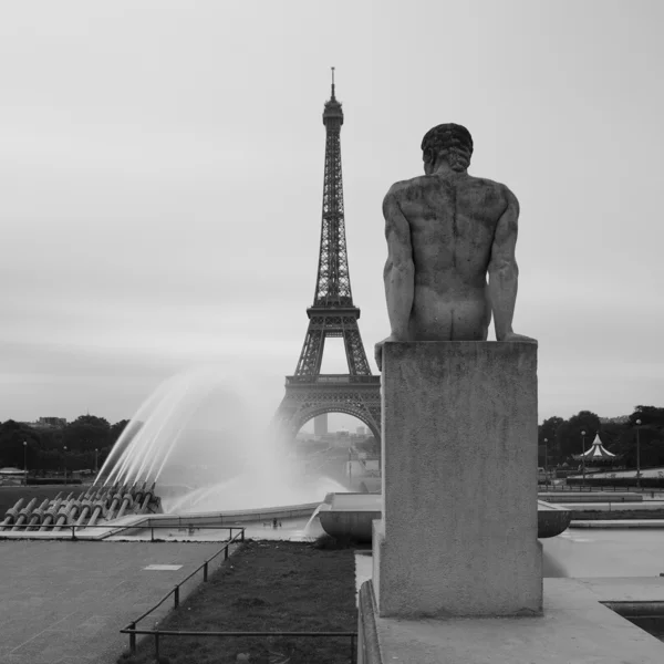 eiffel and man