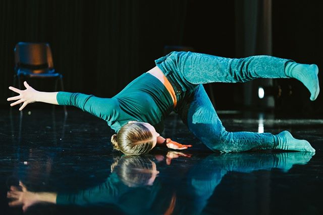 Happy National Dance Day! Don't forget to dance your heart out! Here is one of my favorite dance photos that I took from Megan O'Brien's piece &quot;to lack a daisy&quot;
&bull;
&bull;
Dancer pictured: Kate Losser
Lighting Design: Peter Larsen
Photo 