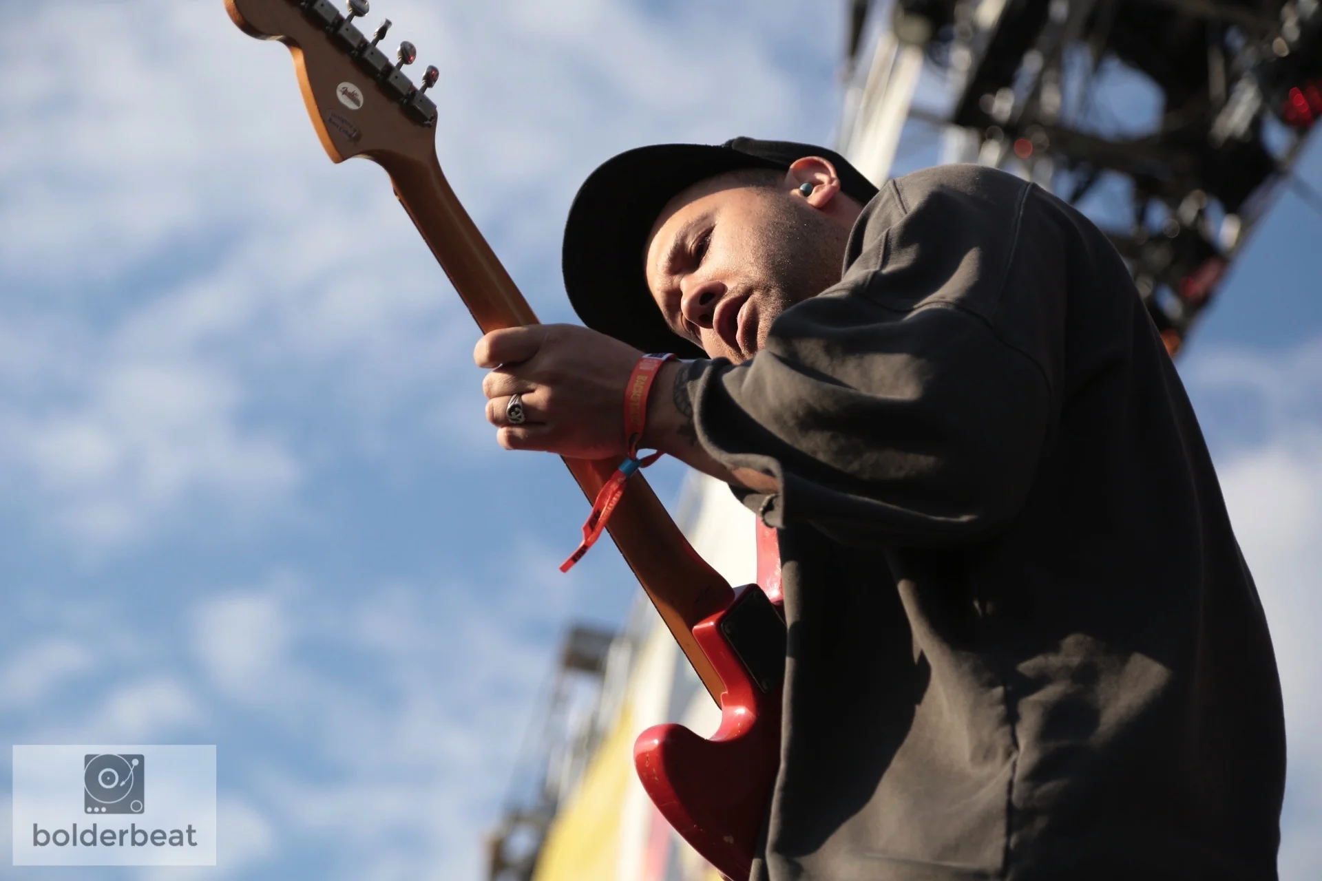 Unknown Mortal Orchestra. 