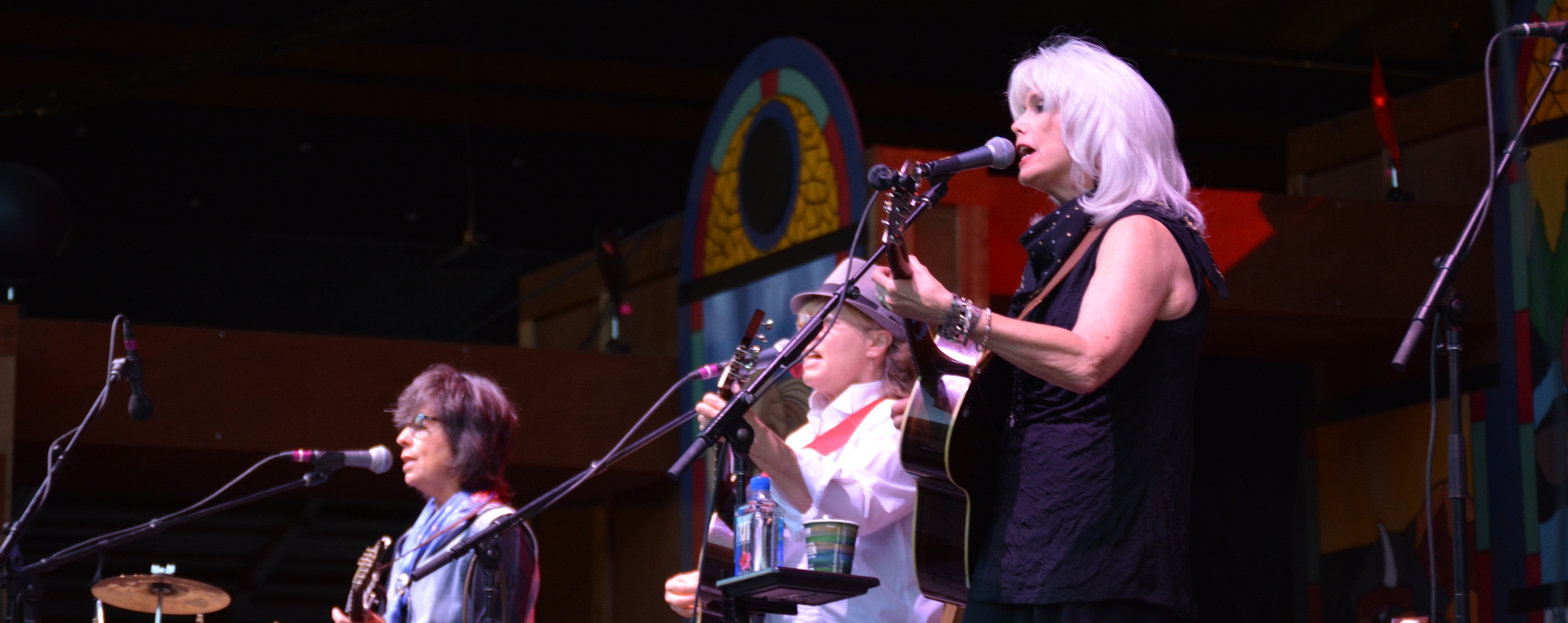 Emmylou Harris.
