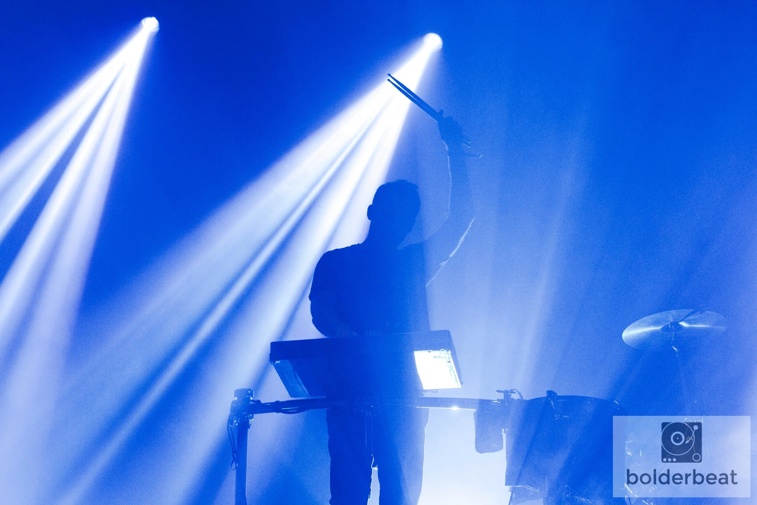 Odesza.