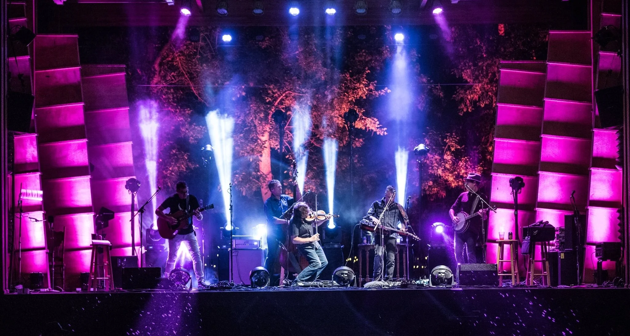 The Infamous Stringdusters.