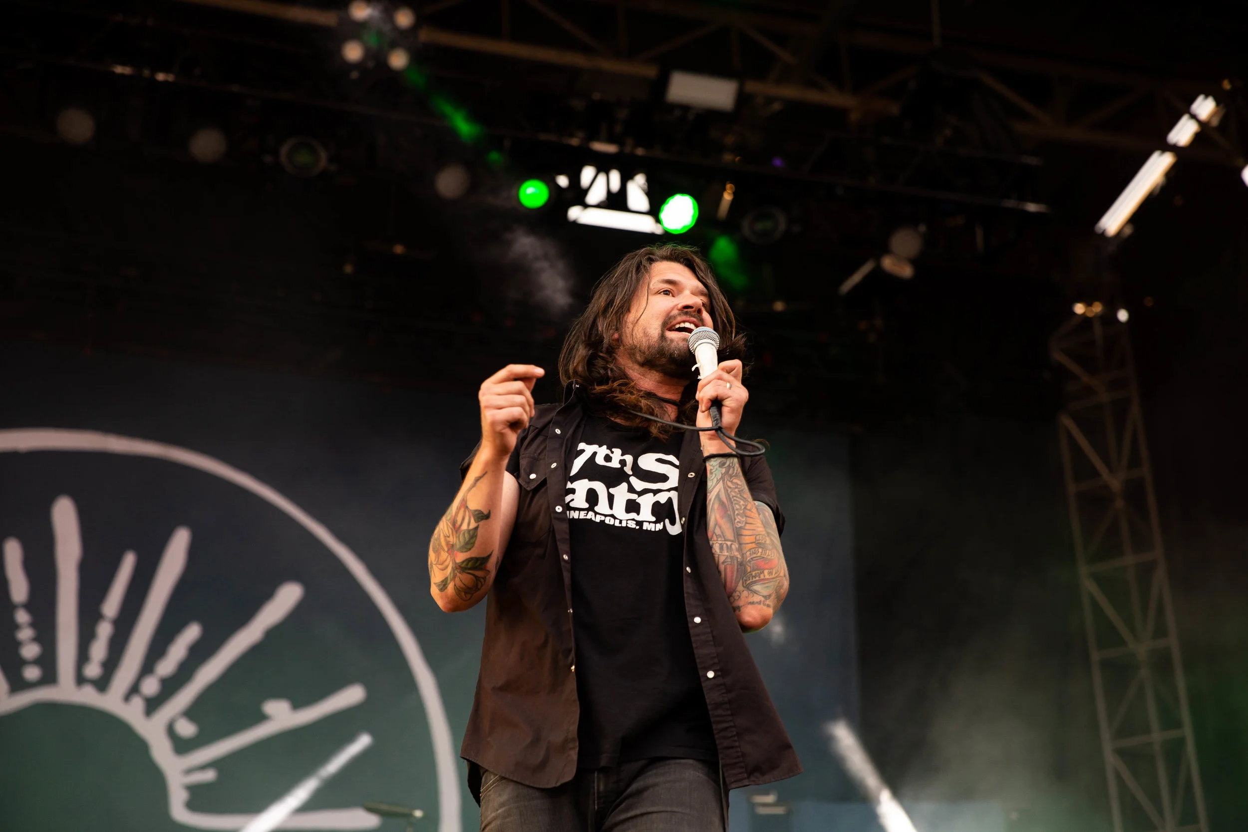Taking Back Sunday. 