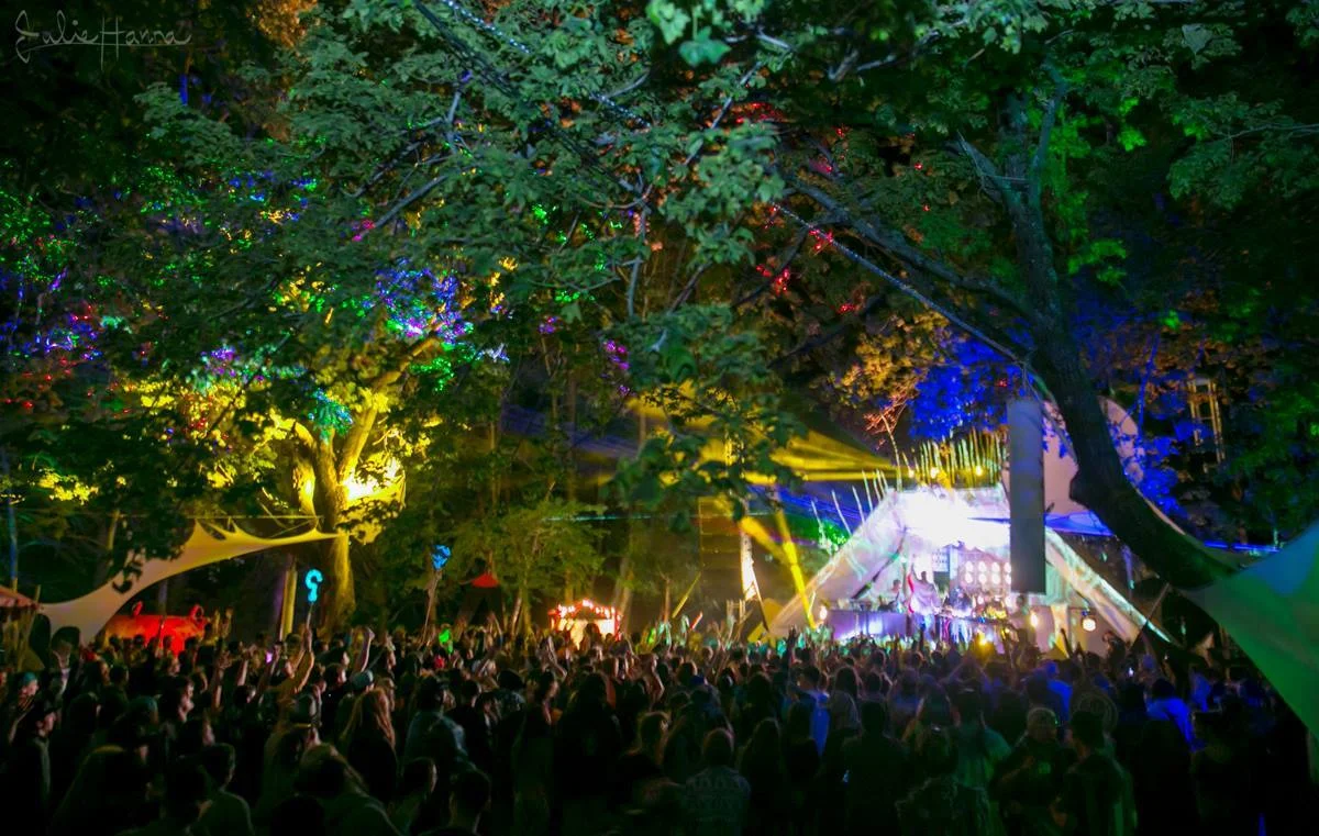 Emissions Festival.