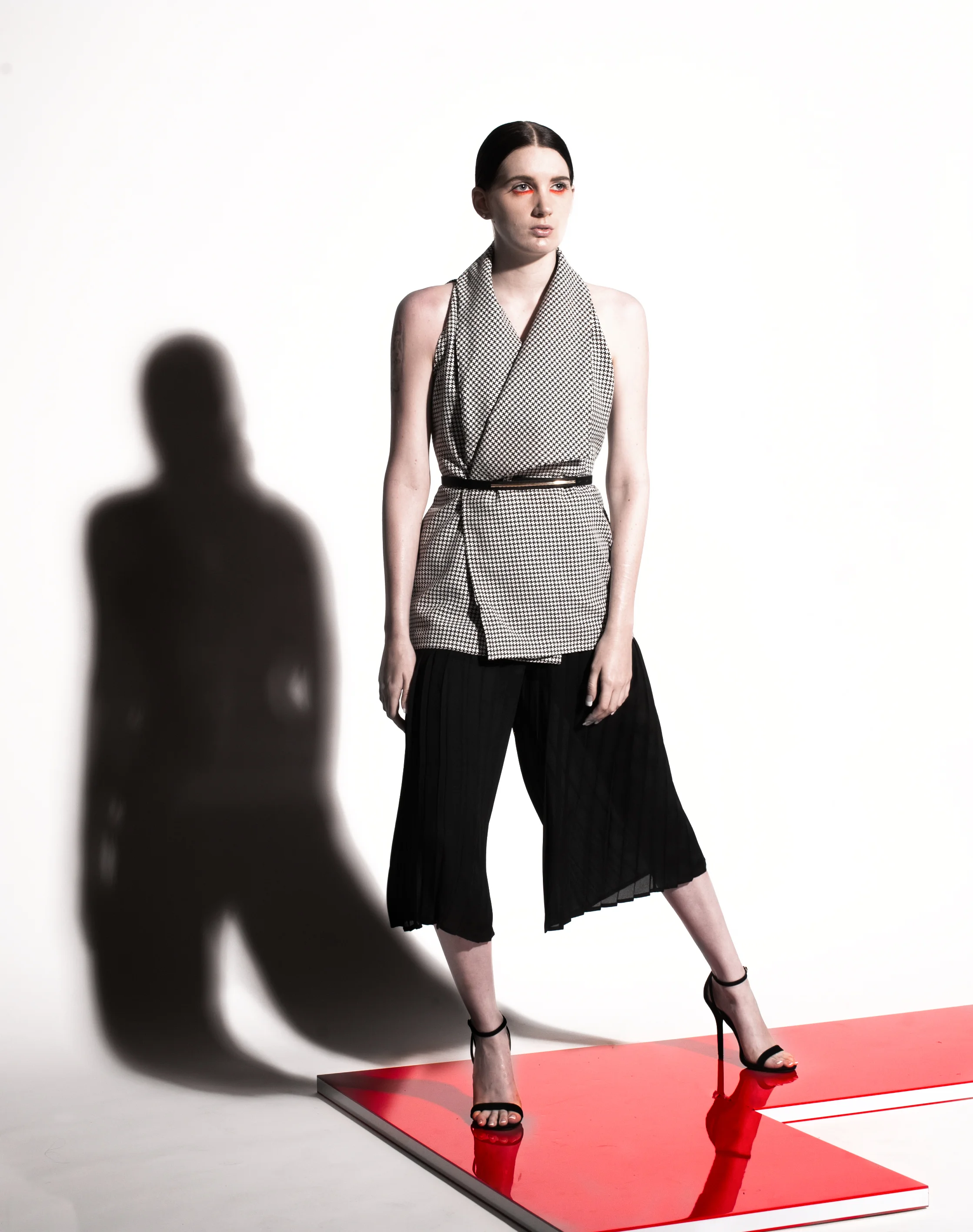 LOOK 4