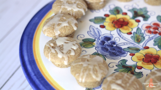#thereciperedux A recipe for mini rose cakes yielding fresh and delicious flavor. Read now or pin for later. - Health Happens at Home