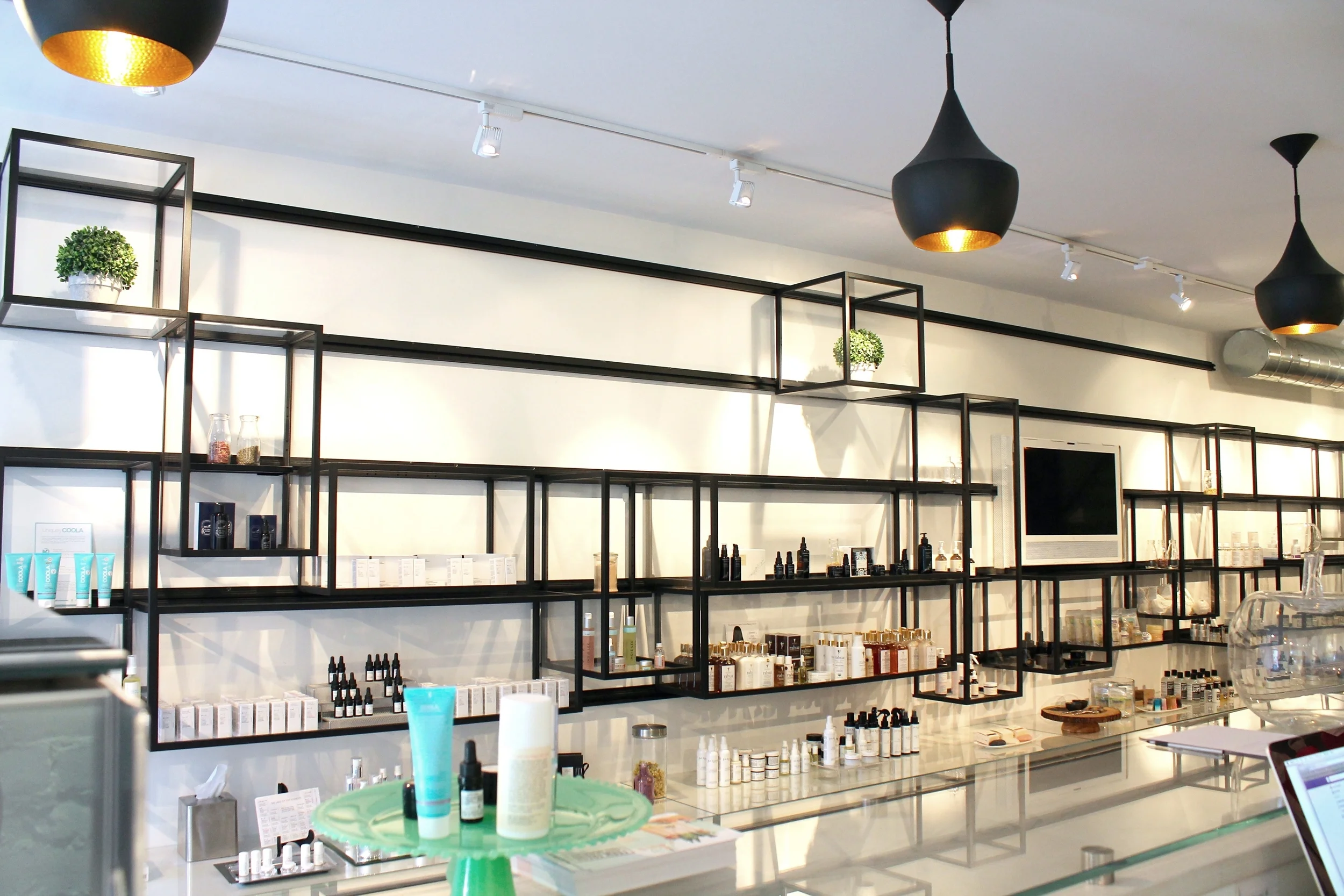THE DETOX MARKET . YORKVILLE LOCATION