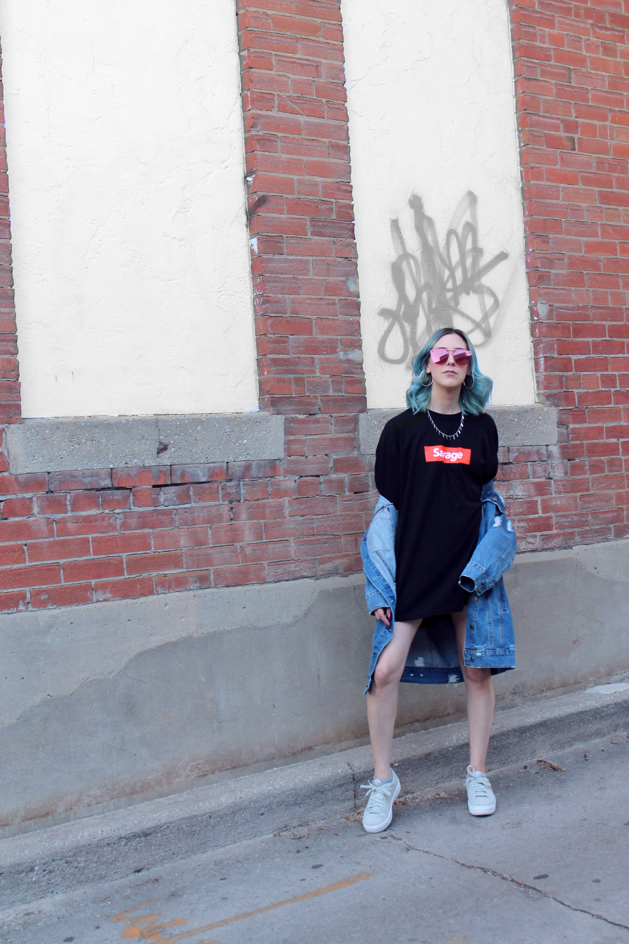 How-To-Style-Long-Denim-Jacket-Summer.jpg