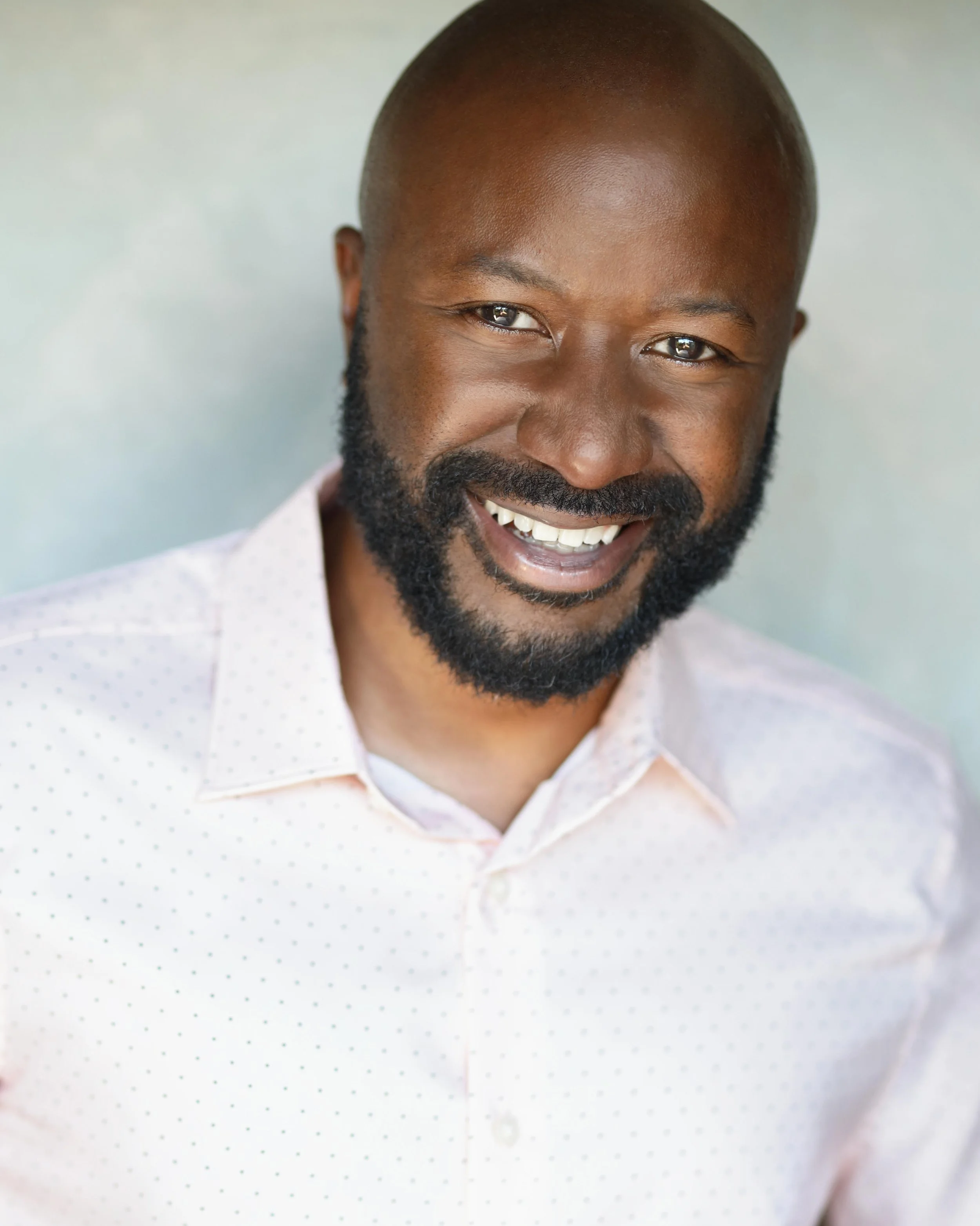 Paris Crayton III Headshot.jpg