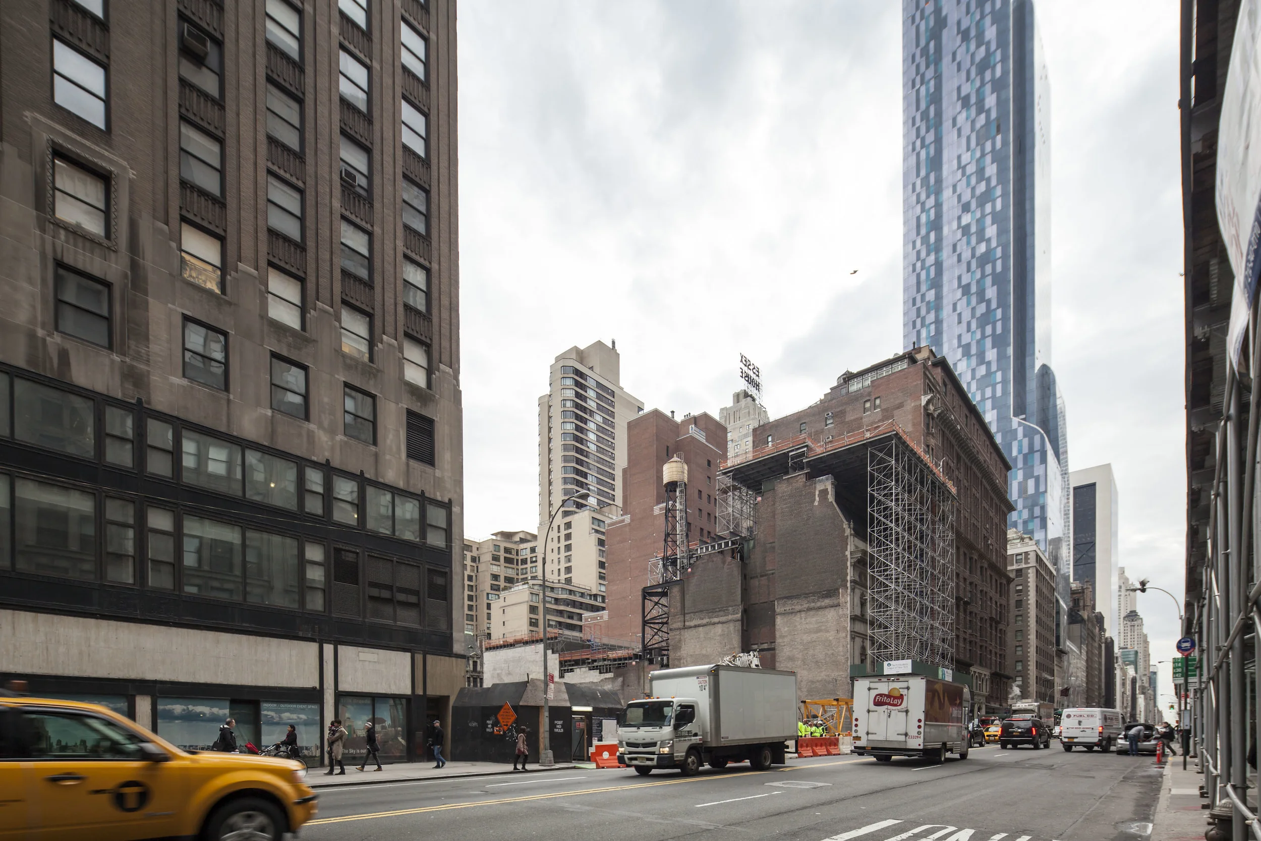 150403_MZ_111 w 57th_0007_100dp.jpg