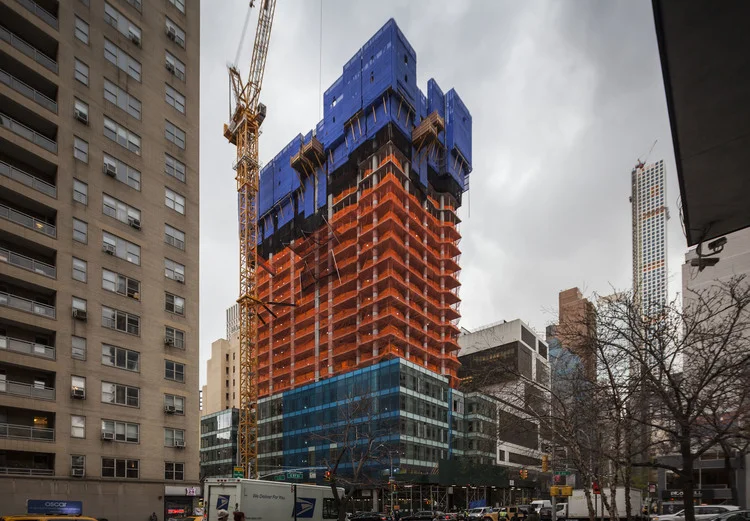 016 - 252 East 57th