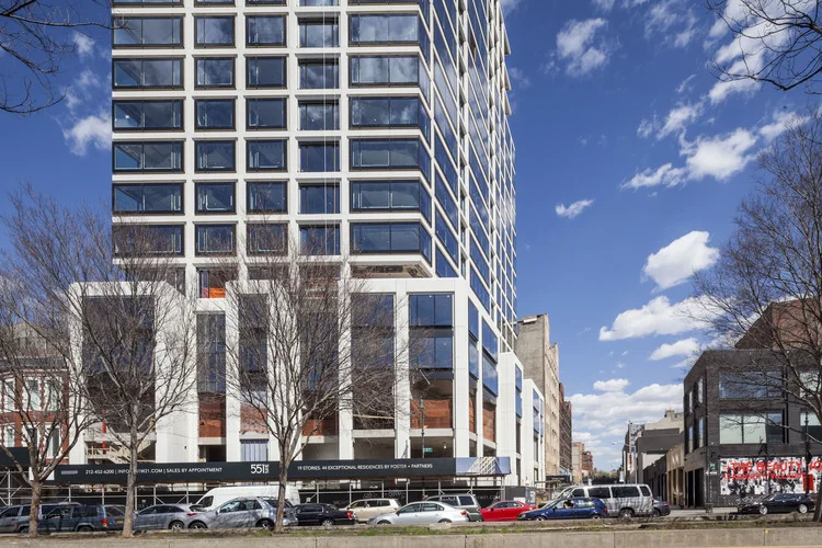 028 - 551 w 21 st 