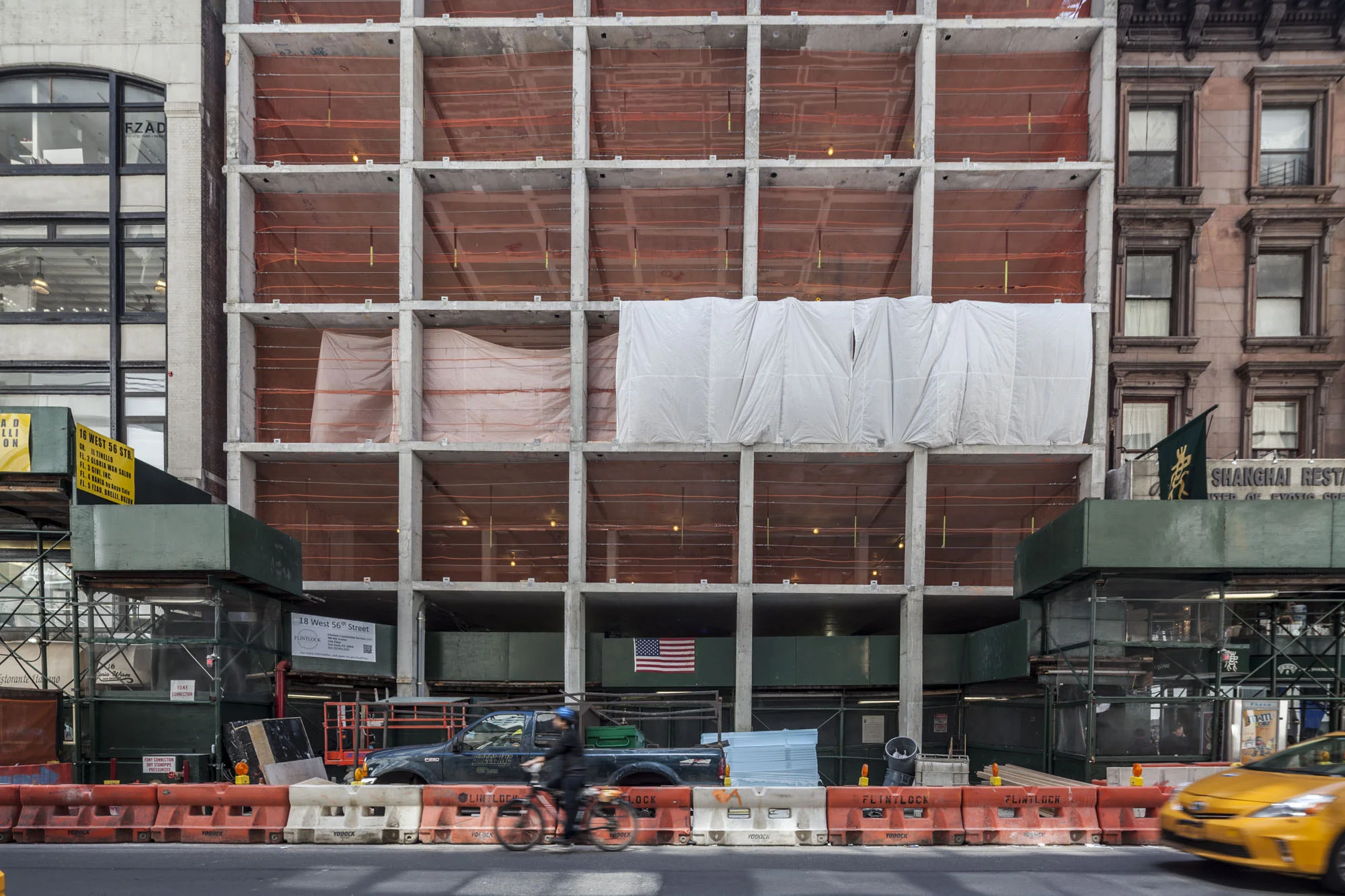 041 - 56th Street Hotel