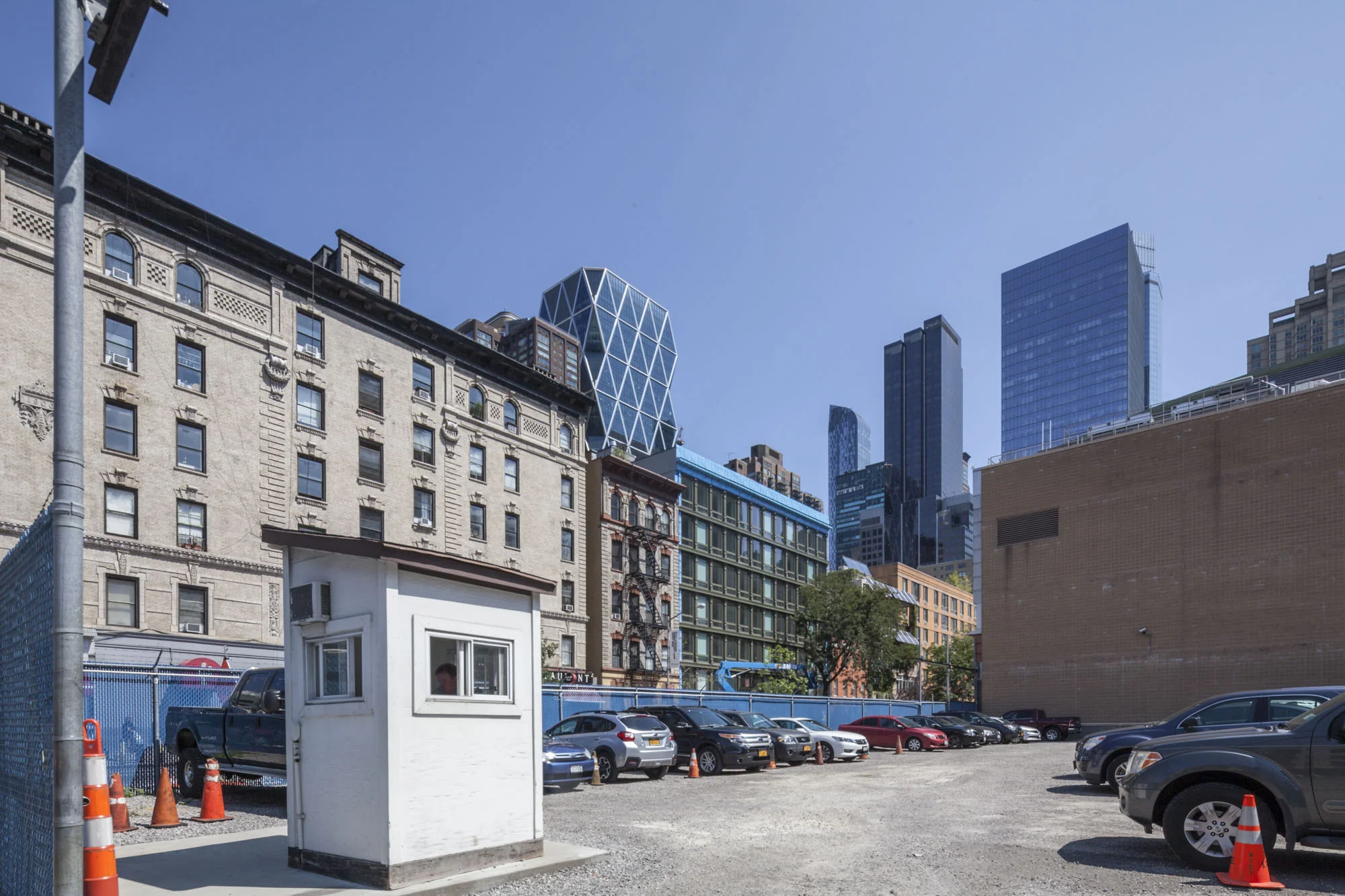 351-355 West 54th St © Montse Zamorano 00.jpg