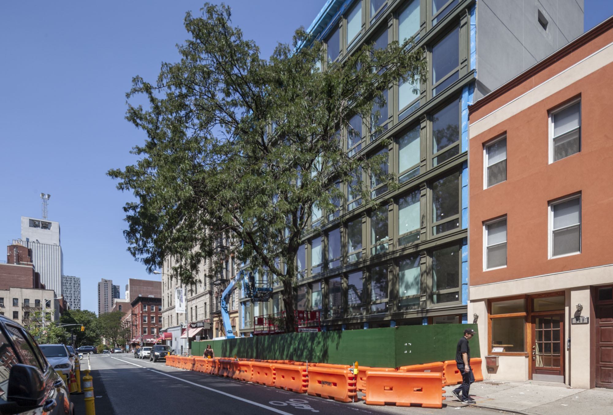 351-355 West 54th St © Montse Zamorano 02.jpg