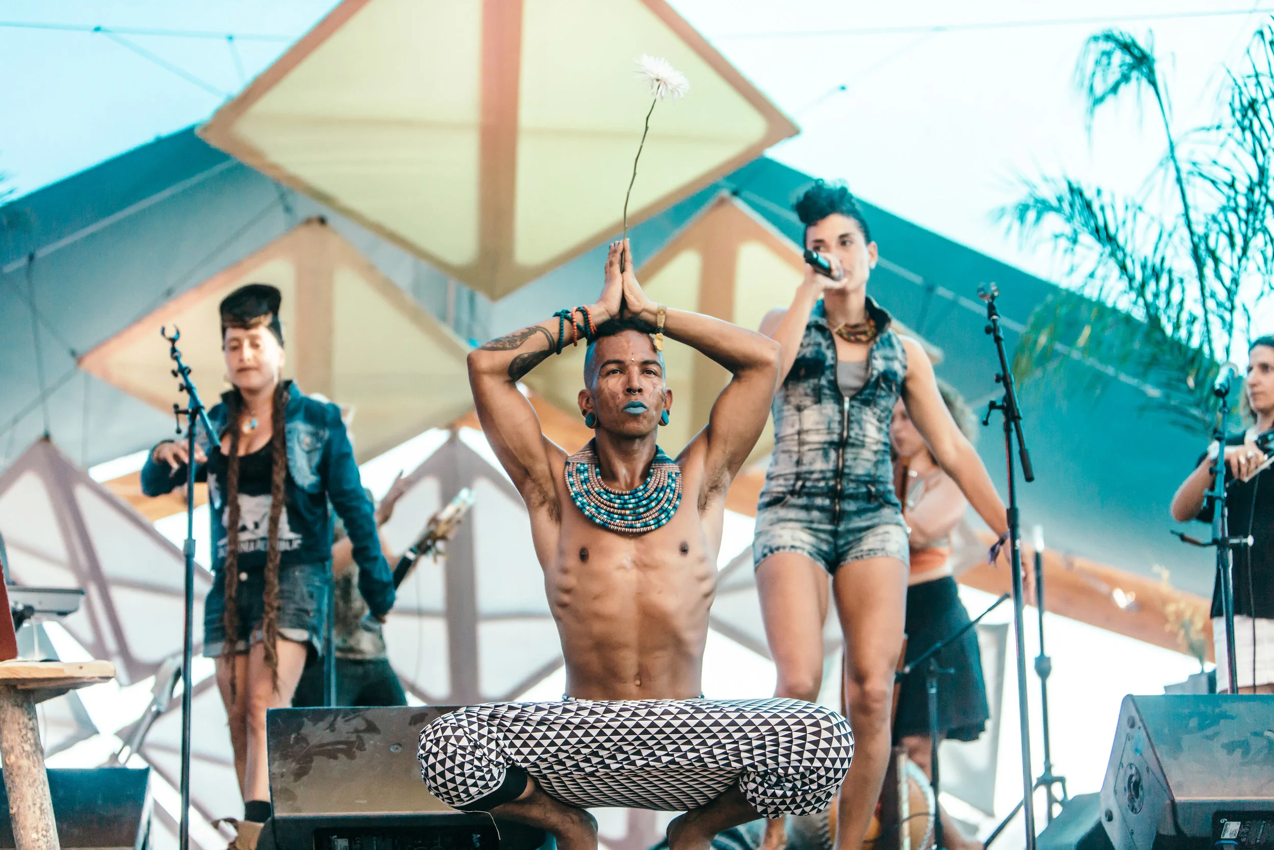performing with Climbing Poetree at Lightning in a Bottle 2017 📷 x Alyssa Keys