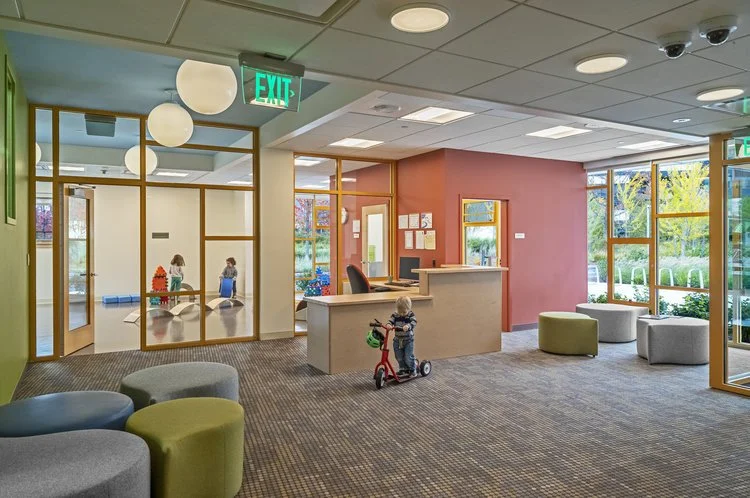 phopro-int-lobby_scooter-300ppi10x7.jpg
