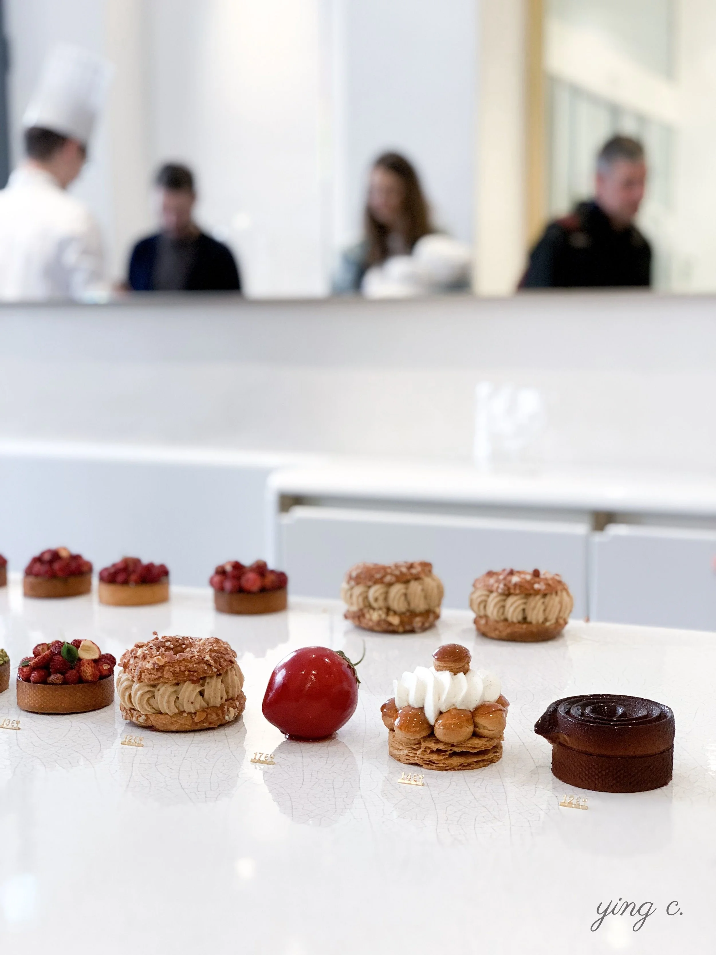 Cédric Grolet 主廚在巴黎的第一家甜點店「 La pâtisserie du Meurice par Cédric Grolet 」仍歸屬於 Le Meurice 酒店旗下。他即將於今年秋冬開幕的新店,將會完全屬於自己的品牌,販售商品與店舖概念都會與一店截然不同。