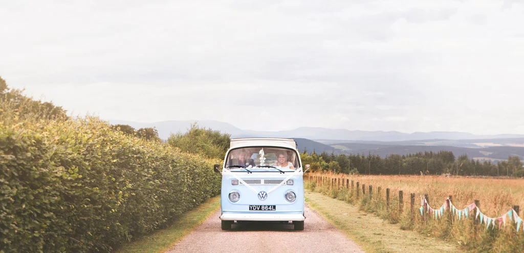 034-camper-van-wedding-rustic.jpg