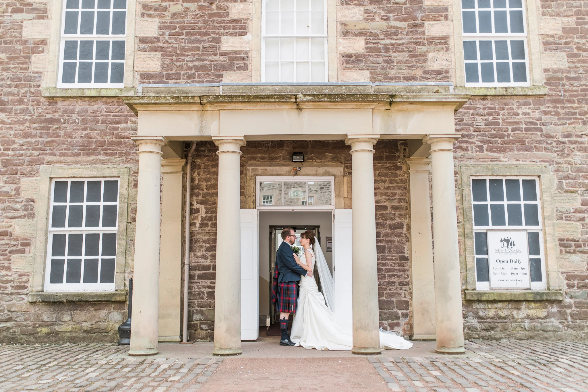 076-scotland-wedding-photographer.jpg